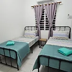 Mirror Condostay @ Saujana Aster Condominium