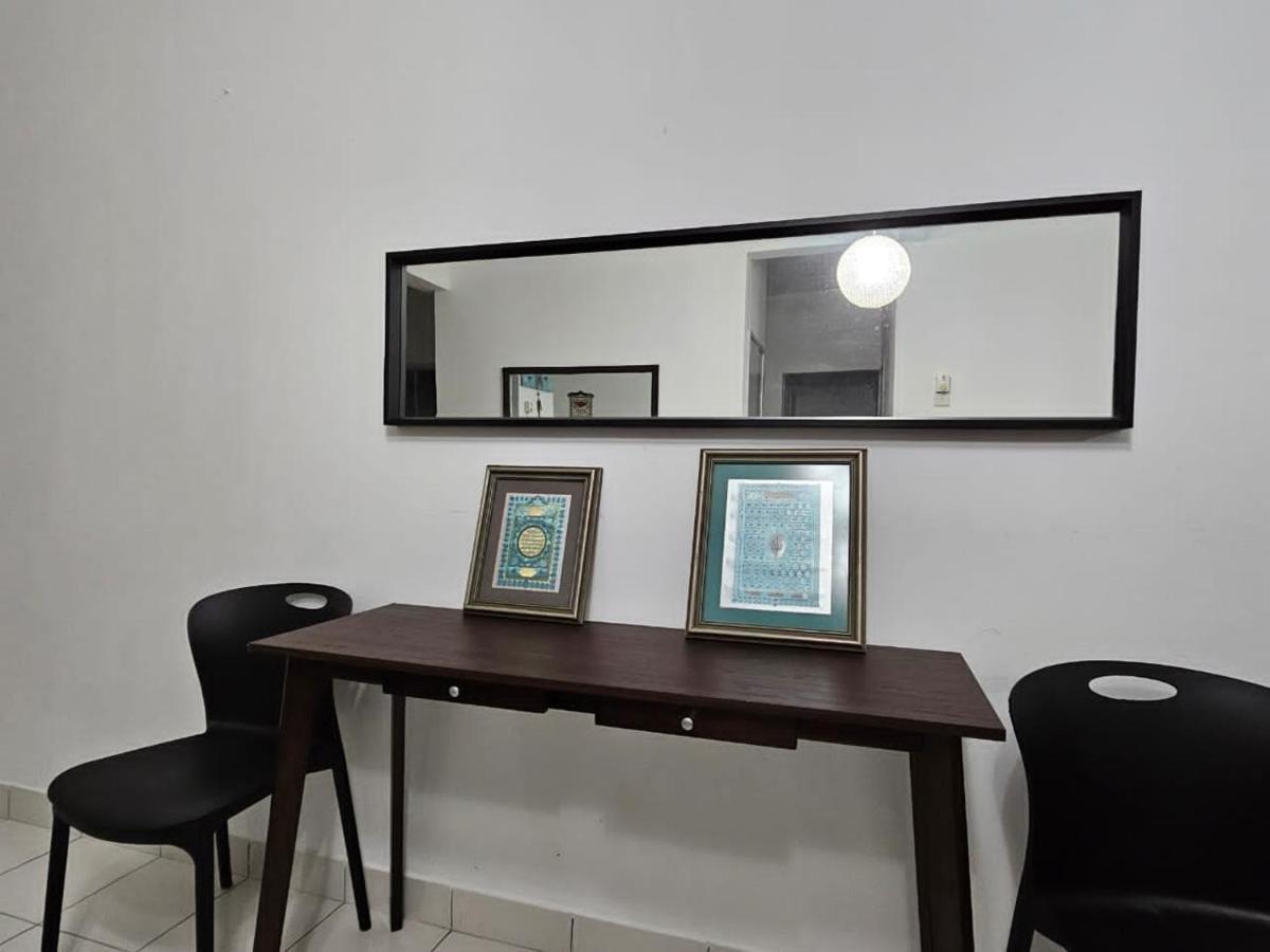Pangsapuri Mirror Condostay @ Saujana Aster